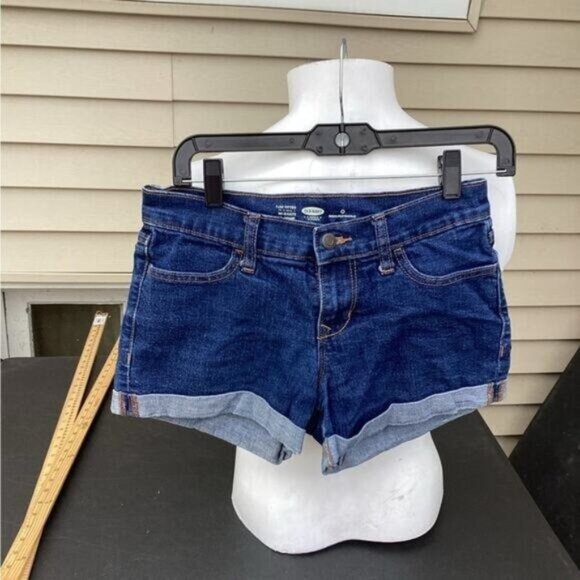 Old Navy Pants - Grandpa mob wife clean girl office fairy core Old Navy SZ 0 Cuffed Jean Shorts